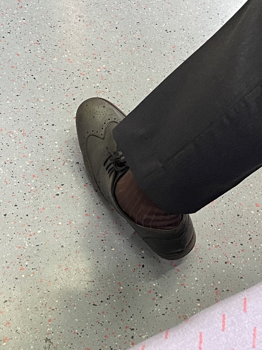 socksandporn's tweet photo. #dresssocks #socksfetish #socksporn #executivesocks #otcsocks https://t.co/sKchnvUzgB