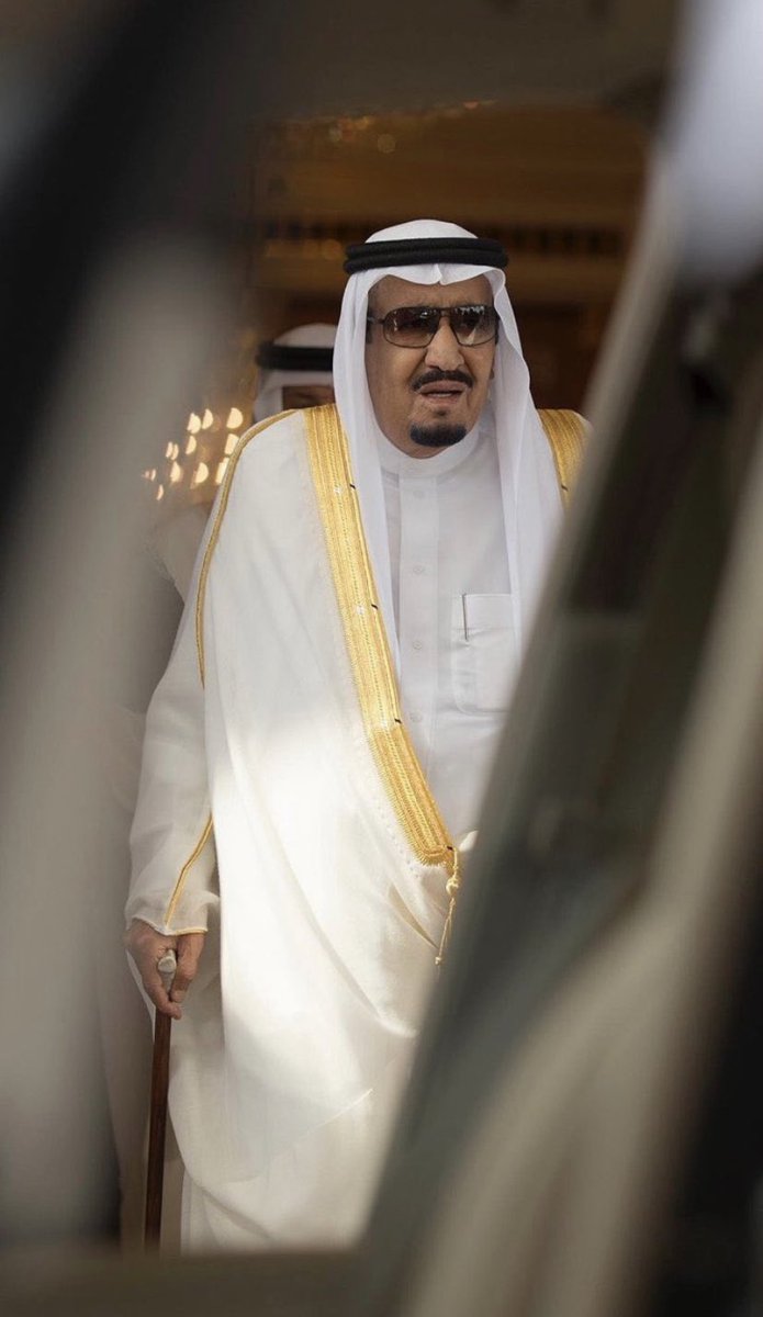 SL__MB's tweet photo. يبذلون الصلح في وجهً وجاهي  
يقدمون  العون  للعالم  هديه 

تنميه للمملكه بكل اتجاهي
الملك سلمان ومحمد وليّه

#سلمان_الخريصي ✍🏻

حفظ الله دين وبلد وقادة وشعب
#السعودية
#الملك_سلمان_بن_عبدالعزيز
ولي العهد
#محمد_بن_سلمان_بن_عبدالعزيز https://t.co/05SwuC3giP