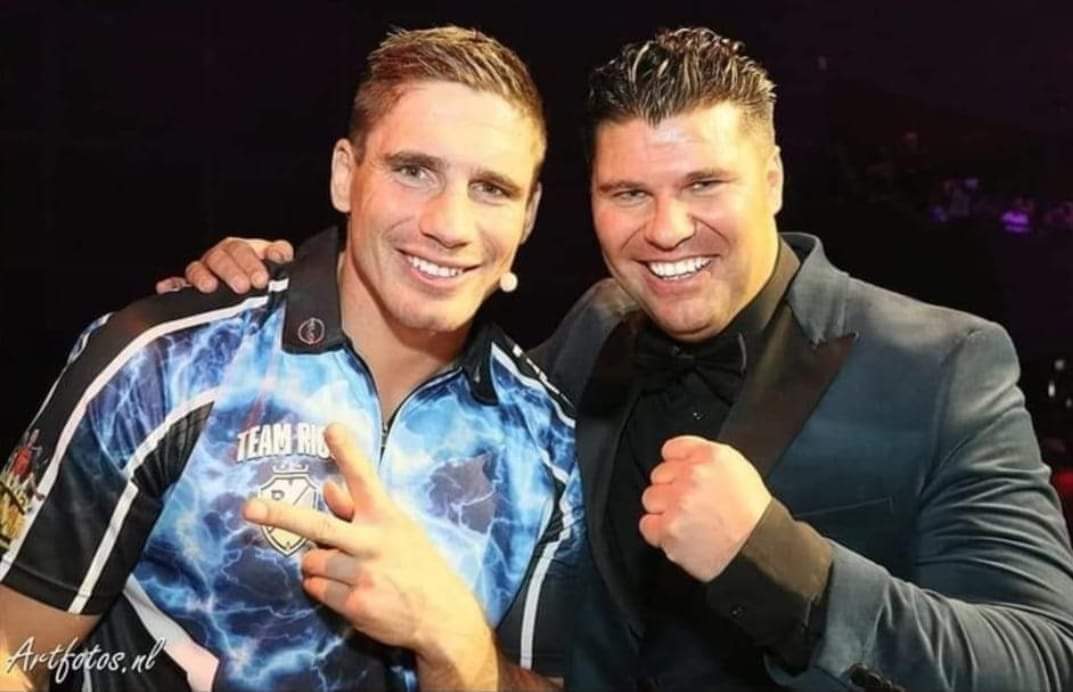 ✅ ️𝗧𝗛𝗥𝗢𝗪𝗕𝗔𝗖𝗞 𝗧𝗛𝗨𝗥𝗦𝗗𝗔𝗬 ✅️

#ThrowbackThursday #RicoVerhoeven #MC #ShowTime #Entertainment #ShowBusiness #Kickboxing #KickboxingMC #RingSpeaker #RingAnnouncer #SportsPromotions #Show #Shows #FightNights #ShowBizz #Champ