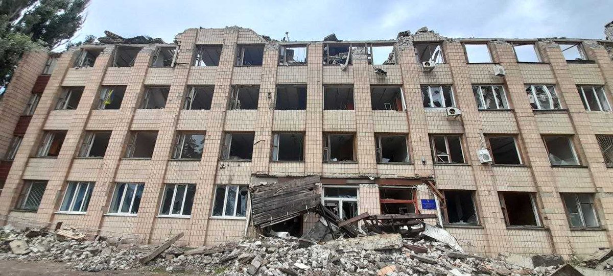 Im #Wissenschaftsblog #Polenstudien gibt Hanna Lehun (<a href="/ArolsenArchives/">Arolsen Archives</a>) einen Einblick in die Situation von Archiven und Mikroarchiven in der Region #Cherson. Welche konkreten Folgen haben die Zerstörungen durch den russ. Angriffskrieg gegen die #Ukraine?
pol-int.org/de/wissenschaf…