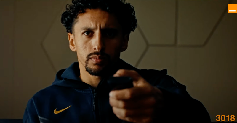 PSG_inside's tweet photo. Le @PSG_inside et @Orange_France font équipe contre le harcèlement ! 

Le Paris Saint-Germain renforce son engagement contre le cyberharcèlement, en s’associant à la campagne initiée par son partenaire premium Orange ⤵️

#NonAuHarcèlement | @TeamOrangeFoot