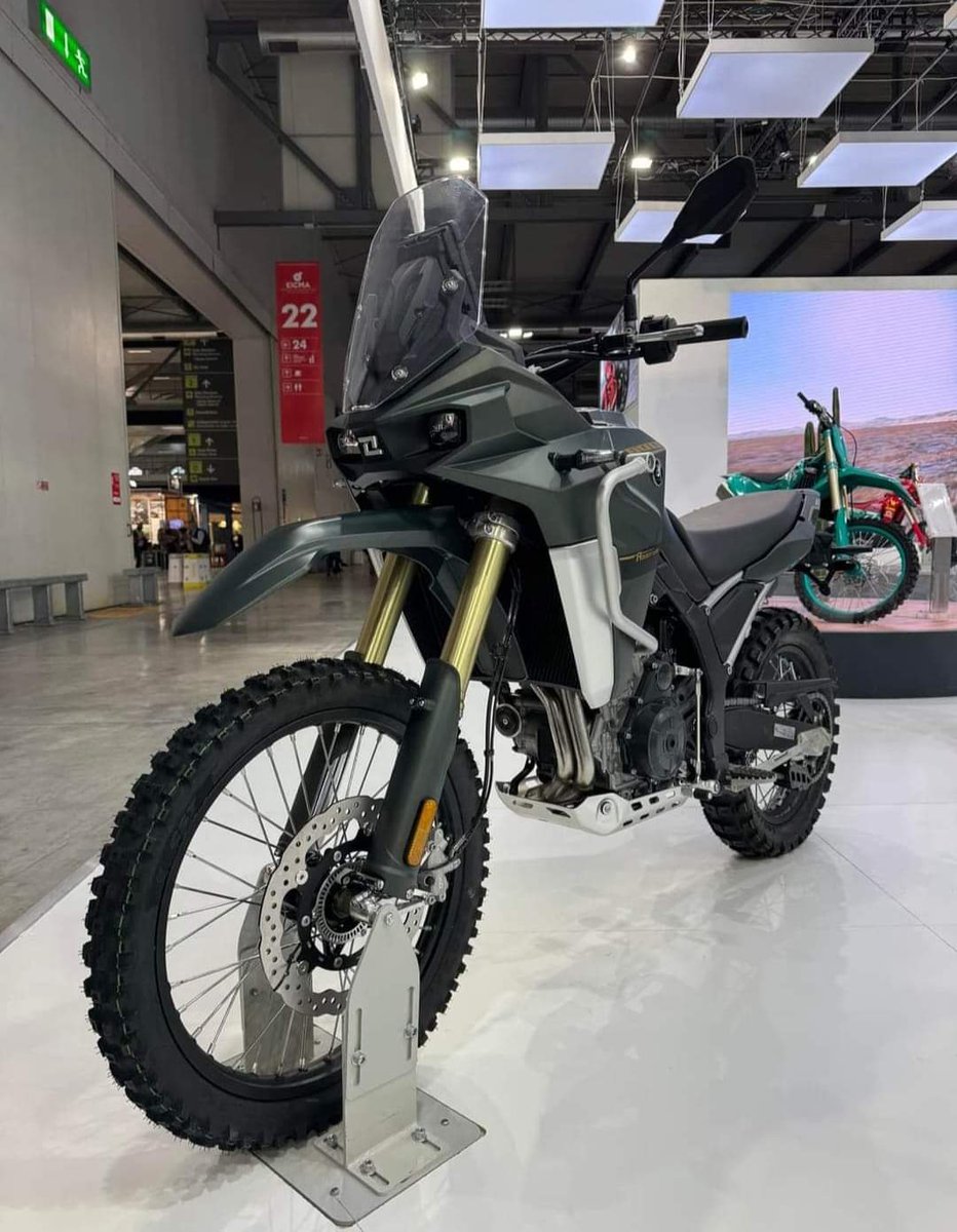 GSERVERdoo's tweet photo. #kovemoto #barankmoto.si https://t.co/Htrx5IDaPo