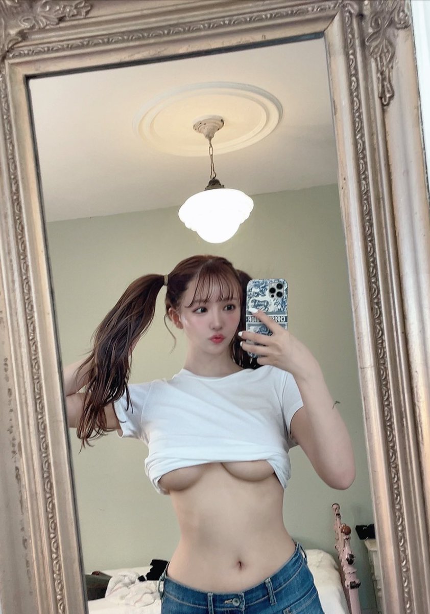 おっぱいの日！！🔥 https://t.co/yP12DjXA3H