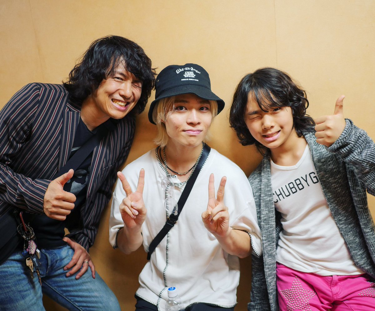 keitorockstar's tweet photo. 日曜日のイベントで響さんと再会🔥🥁✨
摩天楼オペラの曲やれるように今練習中‼️
また会える日まで練習頑張る💪✨

#ロックドラマーkeito #摩天楼オペラ #摩天楼オペラ響 #近藤葵 #心斎橋ビッグキャット https://t.co/8k8Sn3hYJh