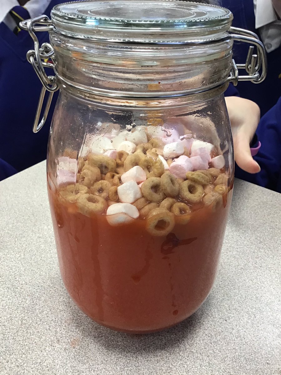DeltaGreengates's tweet photo. #Year6GG enjoyed a fantastic lesson all about the key components of blood and why they are important: Cheerios, for red blood cells to carry oxygen around the body and Marshmallows, for white blood cells to protect our bodies from infection… #DeltaScienceLab #TeamGGScience https://t.co/2aTKA6jEa9