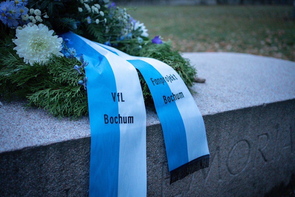 VfLBochum1848eV's tweet photo. #NieWiederIstJetzt Heute jährt sich zum 85. Mal die Pogromnacht. Gerade aktuell gilt: Niemals vergessen, immer erinnern! 

Um diese Erinnerungskultur aufrecht zu erhalten, reisen im November zum bereits vierten Mal #meinVfL-Fans zur Gedenkstätte Buchenwald. #NieWieder #9November https://t.co/lMiz02SX27