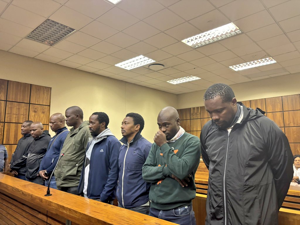 tndaba's tweet image. #VIP8 | #VIPProtection | #VIPProtection8