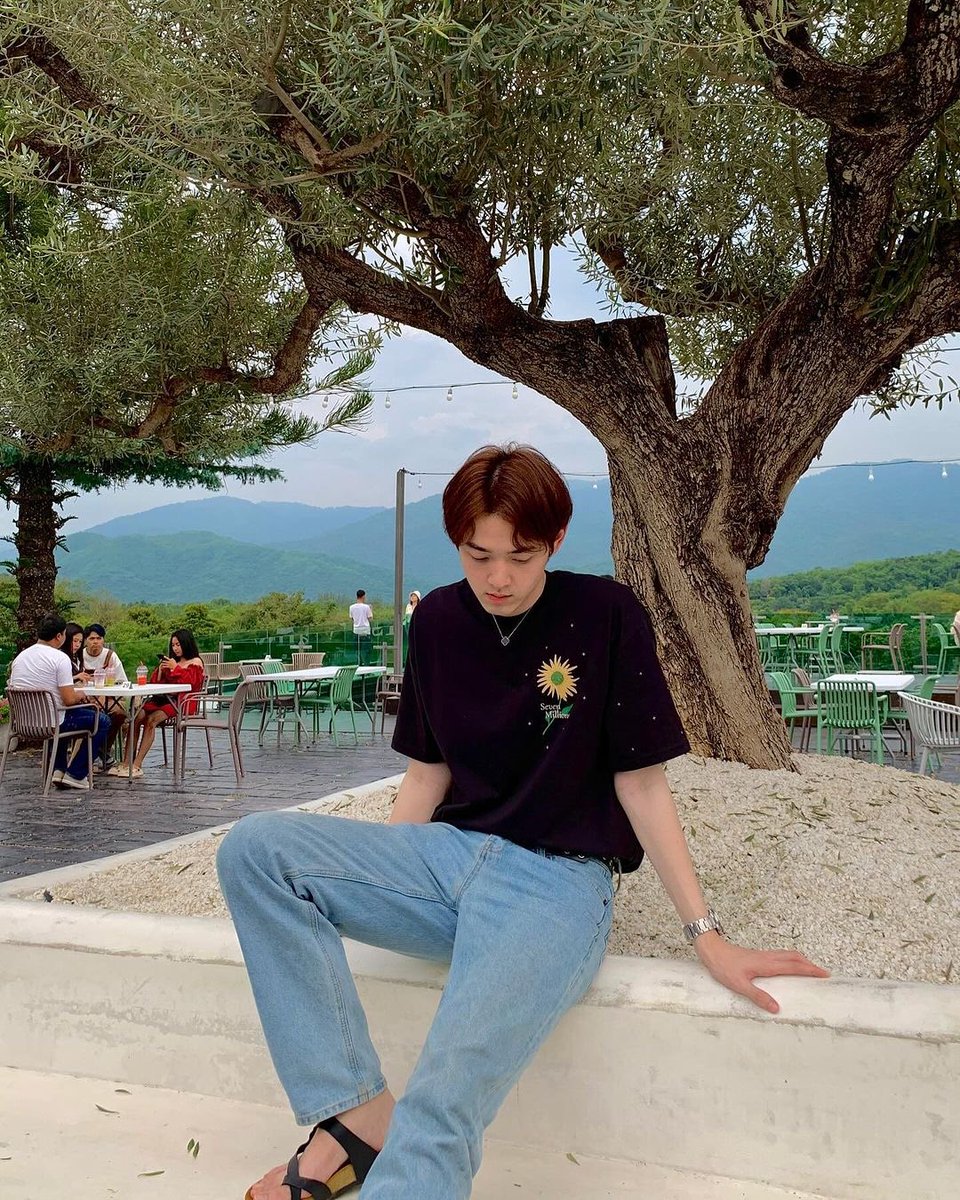 KAD8LAND's tweet photo. Update IG : @kadploysupa 

💬 : ✌🏻#กาดไม่ใช่การ์ด
⛓️  https://t.co/YqVTnZebLo

#KADLAND 
#KadploysupaIGUpdate https://t.co/yaOYgqloox