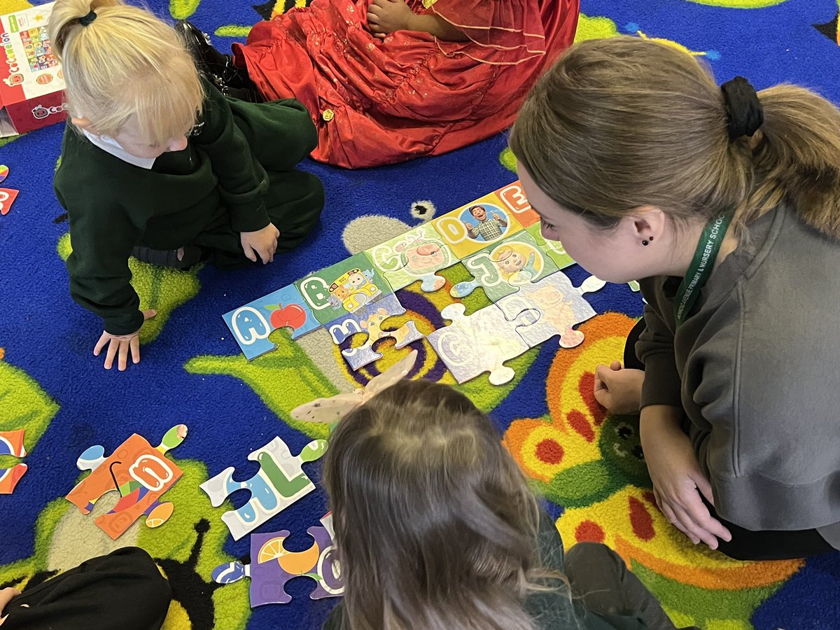 Today, Big Acorns have been working to complete a puzzle - and practice their alphabet at the same time #nurseryskills #eyfsmatters