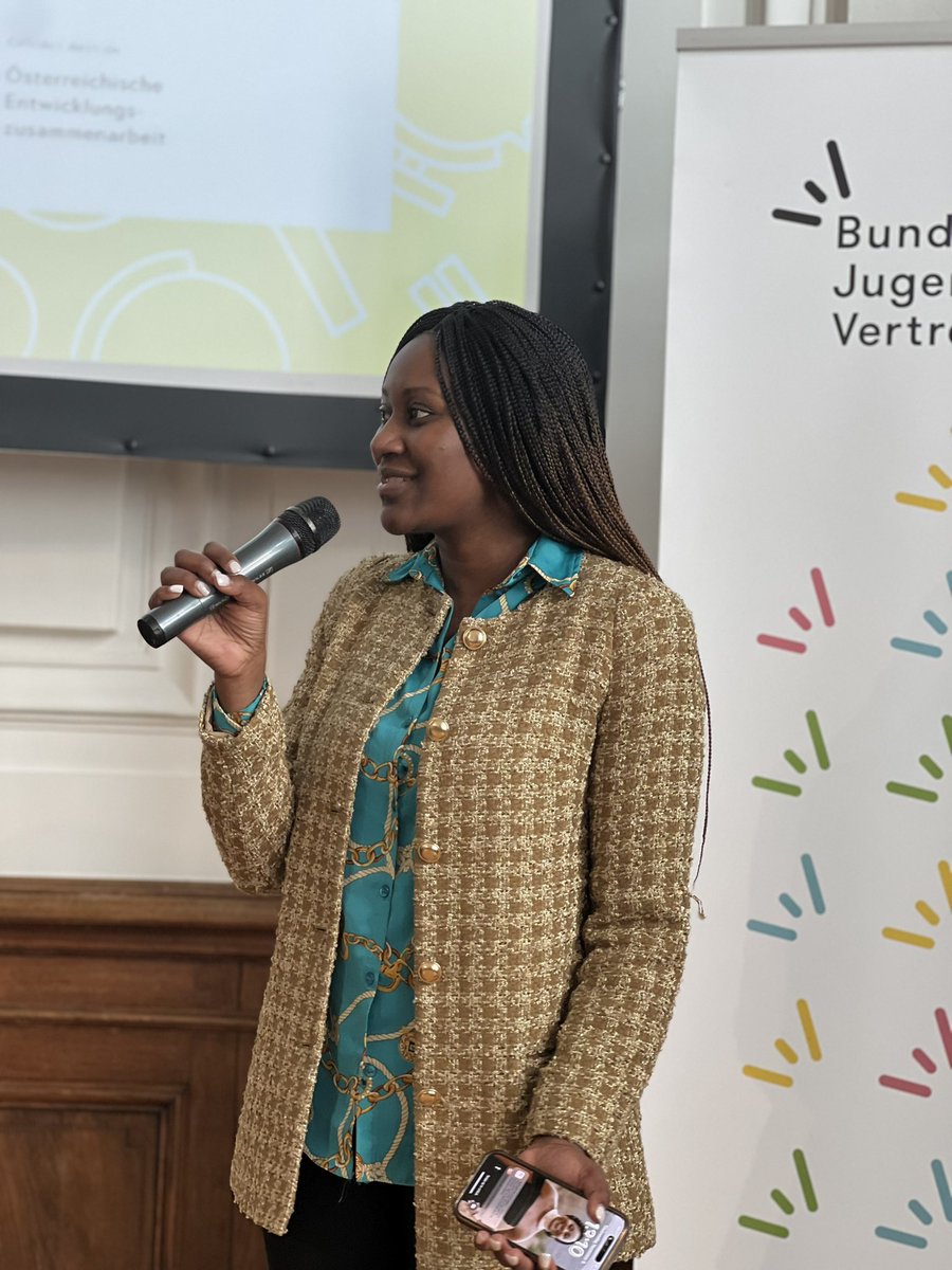 MkomwaSylvia's tweet photo. Day 2: Dialogue with the AU Youth Reference Committee.

Insightful discussions with 100+ passionate young minds us we united to amplify global youth participation and combat inequality. 

@AU_YouthEnvoy @globalpeacetz 

#AfricaYouthLed #YRC23 https://t.co/CFsvUyjrlI