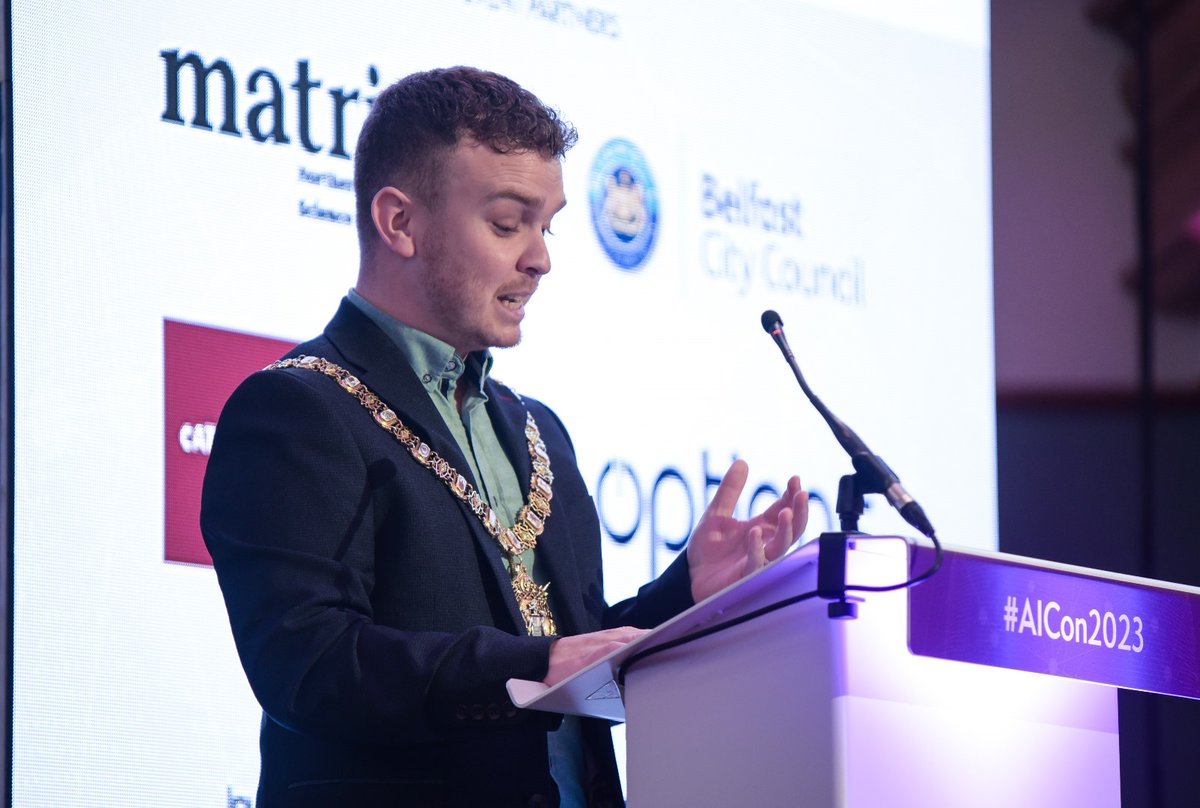 AiCon2024's tweet photo. @belfastcc @CllrRyanMurphy Some inspiring opening remarks from @thomas_d_gray &amp; @CllrRyanMurphy. 

#AICON2023 is well underway and we would like to thank our sponsors Kainos, Matrix NI, Belfast City Council, Invest NI, Ulster Bank, Options IT &amp; Digital Catapult NI. https://t.co/vhon1eMP2U