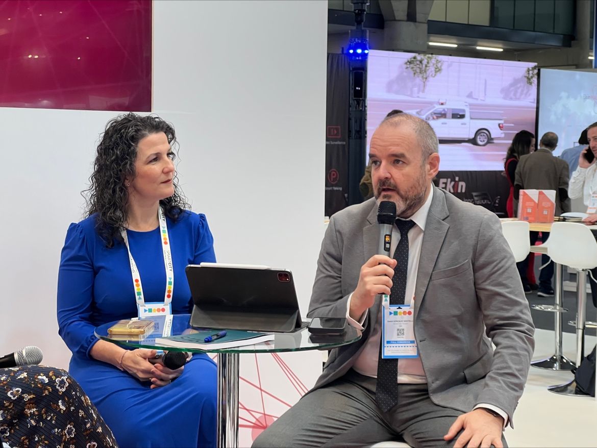 RedRECI's tweet photo. Cristina Álvarez junto al @smartcityclust  nos hablan de compra pública de innovación en “Innovative public procurement &amp; private-public collaboration. Spain best practices ” https://t.co/rXL2rHFTbK