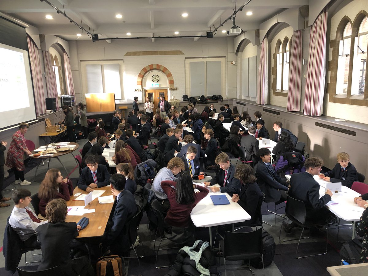 Today sees over 70 linguists from our schools working together at the Business language Challenge. A fantastic day of teamwork, collaboration and jelly babies! #challengeinspiresupport