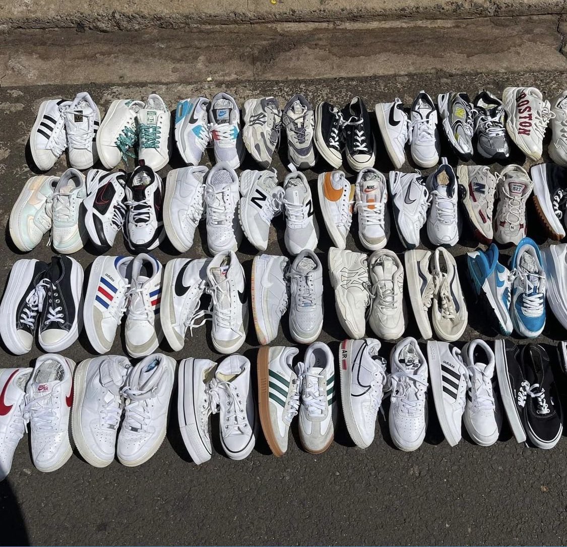 GregoryRho10325's tweet photo. Một phần sở thích 
#nike #Asia #asic #giày #paypal #adidasBasketball #2hand https://t.co/uXv5zY4x3b