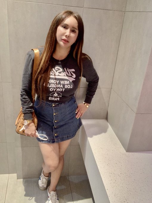 EmmaThomas64206's tweet photo. อยากได้สาวสวย นัดออกเดท มีเพศสัมพันธ์กับสาวติดต่อที่ Line ID :803032 https://t.co/v9AymWvbyw #นัดเย็ด #สาวสวย #เงียนหีแฉะ https://t.co/mQ1kFC7P37