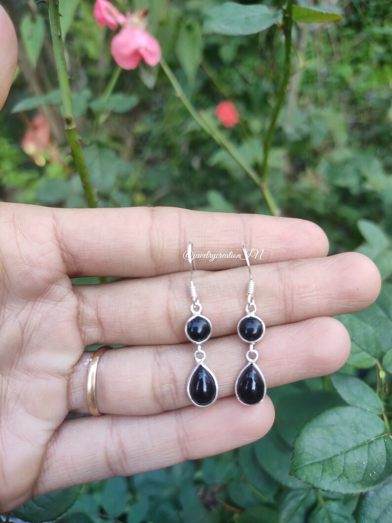 jewelrycreatio1's tweet image. Black Onyx Earrings,925 Sterling Silver,Bridal Gift,December Birthstone,Handmade Earring,Double Stone Earings,Dainty Earrings,Gift For Girls
Buy At:
etsy.com/in-en/listing/…

#weddingearrings #bohoearrings #giftforher #naturalgemstone #birthdaygift #gypsyearring #blackonyxjewelry