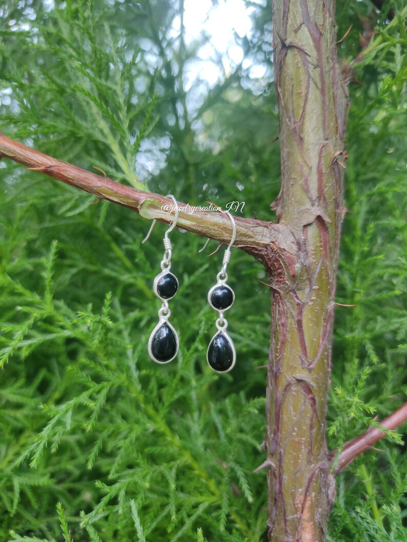 jewelrycreatio1's tweet image. Black Onyx Earrings,925 Sterling Silver,Bridal Gift,December Birthstone,Handmade Earring,Double Stone Earings,Dainty Earrings,Gift For Girls
Buy At:
etsy.com/in-en/listing/…

#weddingearrings #bohoearrings #giftforher #naturalgemstone #birthdaygift #gypsyearring #blackonyxjewelry