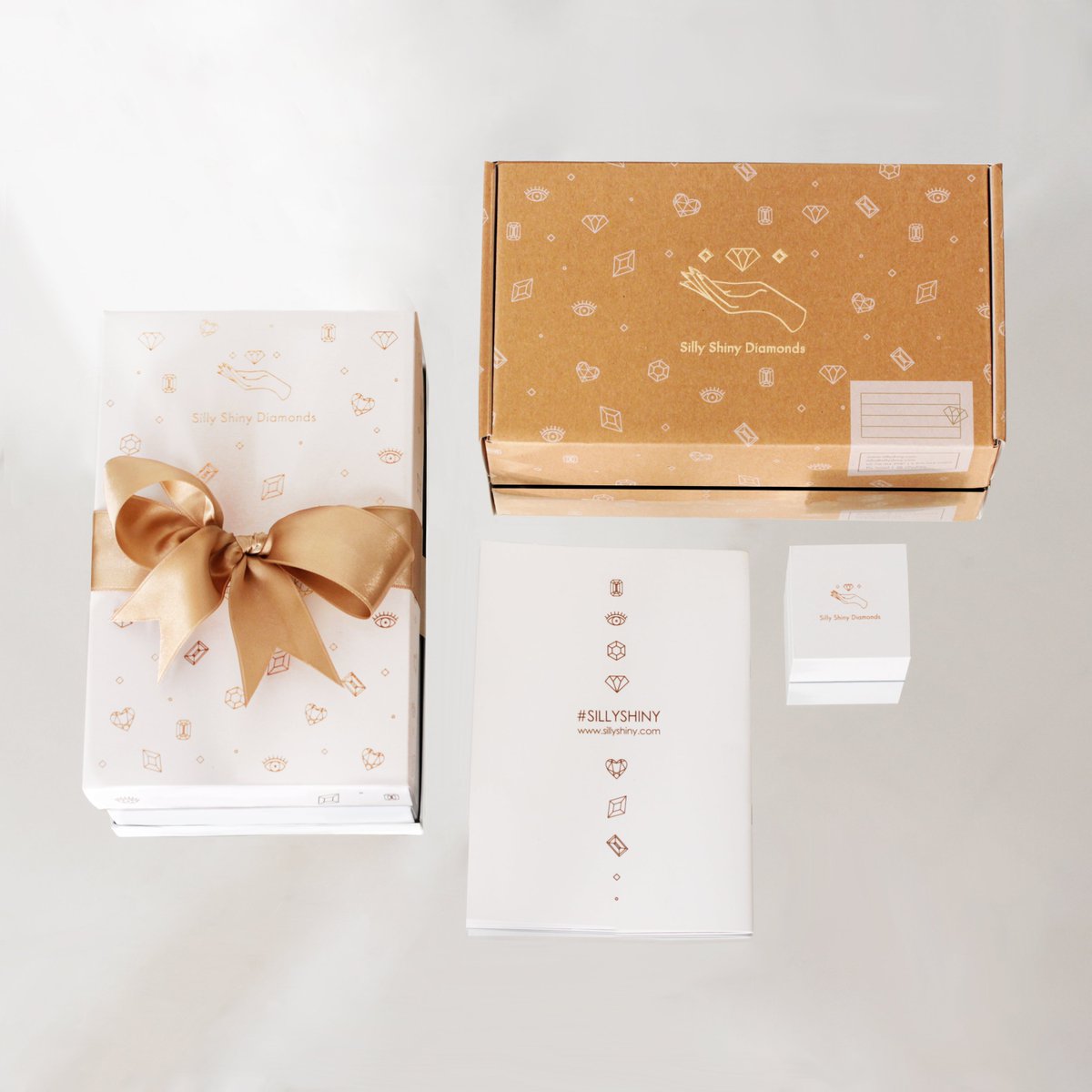 SillyShiny's tweet image. Unmissable! Check out this Taper Diamond Gold Curve Statement Wedding sideband Mila ♥ .
sillyshiny.com/products/state…♥
#DiamondStacking #EngagementSeason