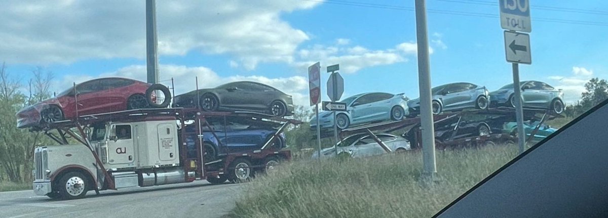 TeslaownersNA tweet media