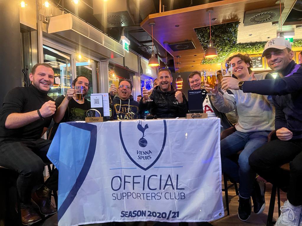 AustriaSpurs's tweet photo. Austria Spurs everywhere - some of us attended the Match on Monday in North London and some match for watching together in Vienna 
#coys #spurs https://t.co/TVtaThSdtC