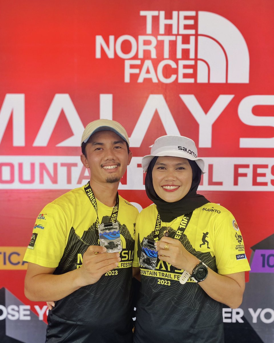 EcahAjajiah's tweet photo. MMTF 100KM DUO | Relationship Goals ๐ซ๐ป
Alhamdulillah weโre survived the 100KM โdatingโ & still husband & wife after so many dramas happened ๐ฉ๐ปโโค๏ธโ๐โ๐จ๐ป
Kudos to my lovely husband for being the most patient & supportive partner in the world ๐๐ป
#MalaysiaMountainTrailFestival
#MMTF #100KM https://t.co/Bl8W7WaEyL