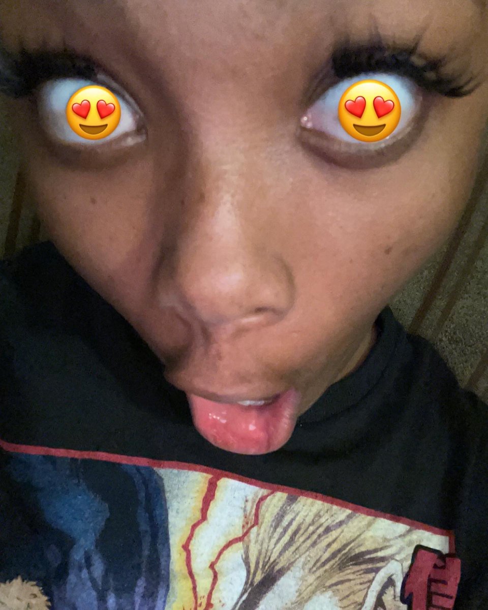 druskiiiiiiii's tweet photo. If u see this post any photo from ur gallery with no explanation https://t.co/5zxdpI8fNb