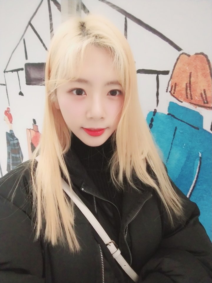 Paranoia_twt's tweet photo. Today we have a #𝔠ür𝕤edയ𝔟ir𝕥𝕙day⁩ de la #𝖉eath𓊈𝟶𝟾𝟷𝟷𓊉𝓁ine⁩ bc there's a #𝕤co͜͡rթio·𖤍·𝑏ā𝑏y⁩ al que le vamos a cantar las mañanitas, por eso voy a recuperar las energías con una bebida para poder cantar feliz cumpleaños. 🎂♡

࣪ ˚ ᥀ 𝚙𖦹is𝗼n 𓈒࣪ꪆ୧ ɩv𝕪  ࣪ ˖ https://t.co/oxiJLqN2JH
