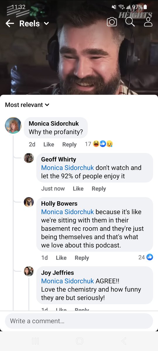 Geoffw241's tweet photo. Some random Karen on your Facebook reel 🫠🫠🫠 @newheightshow https://t.co/xmUfe4eBla