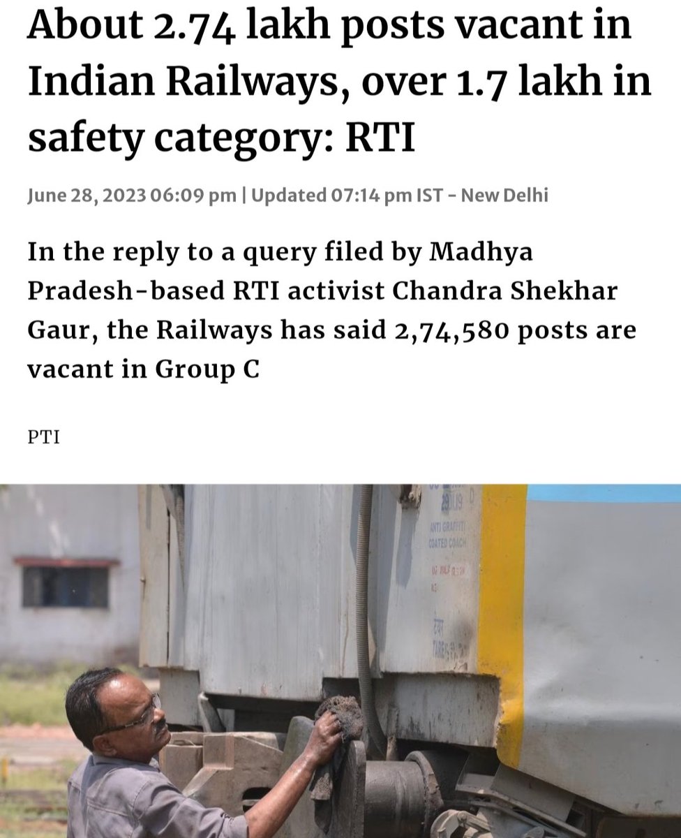 UPSCPCS360's tweet photo. About 2.74 lakh posts vacant in Indian Railways, over 1.7 lakh in safety category: RTI

#Railway_New_Vecancy #Railway_New_Vacancy #IndianRailway #Railway https://t.co/98xOvoQTlj