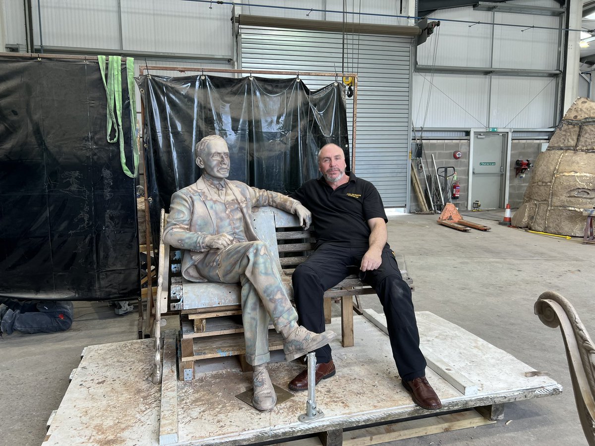 John McKenna Sculptor & A4A art for Architecture tweet media