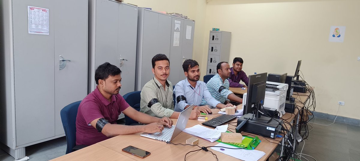 PremKum57687265's tweet image. बिहार सरकार से राज्यस्तरीय डाटा इन्ट्री ऑपरेटर एकता मंच अनुरोध करती है कि बेल्ट्रॉन के माध्यम से कार्यरत DEO का अविलंब सेवा समायोजन किया जाय।#SEVA_SAMAYOJAN_FOR_BELTRON_DEO
@NitishKumar @yadavtejashwi 
@AbhaySinghIAS
@IMansuriRJD
@Sandeep_Saurav_
@chiragpaswan
@samrat4bjp