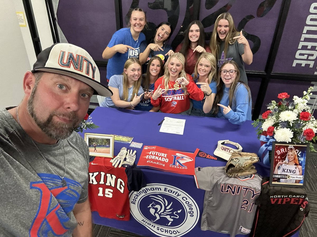 Kylee Horsley 2024 (@kylee2024) on Twitter photo Officially official!!! So excited for this new chapter, Roll Nado!!! <a href="/KingU_Softball/">King University Softball</a> <a href="/kyleighmpayne/">Kyleigh Payne</a> <a href="/CoachDParks1/">Danielle Parks</a> <a href="/UnityHorsley24/">Unity 25 / 26 ( NC )</a> #rollnado 🌪️🌪️💙❤️ Officially official!!! So excited for this new chapter, Roll Nado!!! <a href="/KingU_Softball/">King University Softball</a> <a href="/kyleighmpayne/">Kyleigh Payne</a> <a href="/CoachDParks1/">Danielle Parks</a> <a href="/UnityHorsley24/">Unity 25 / 26 ( NC )</a> #rollnado 🌪️🌪️💙❤️
