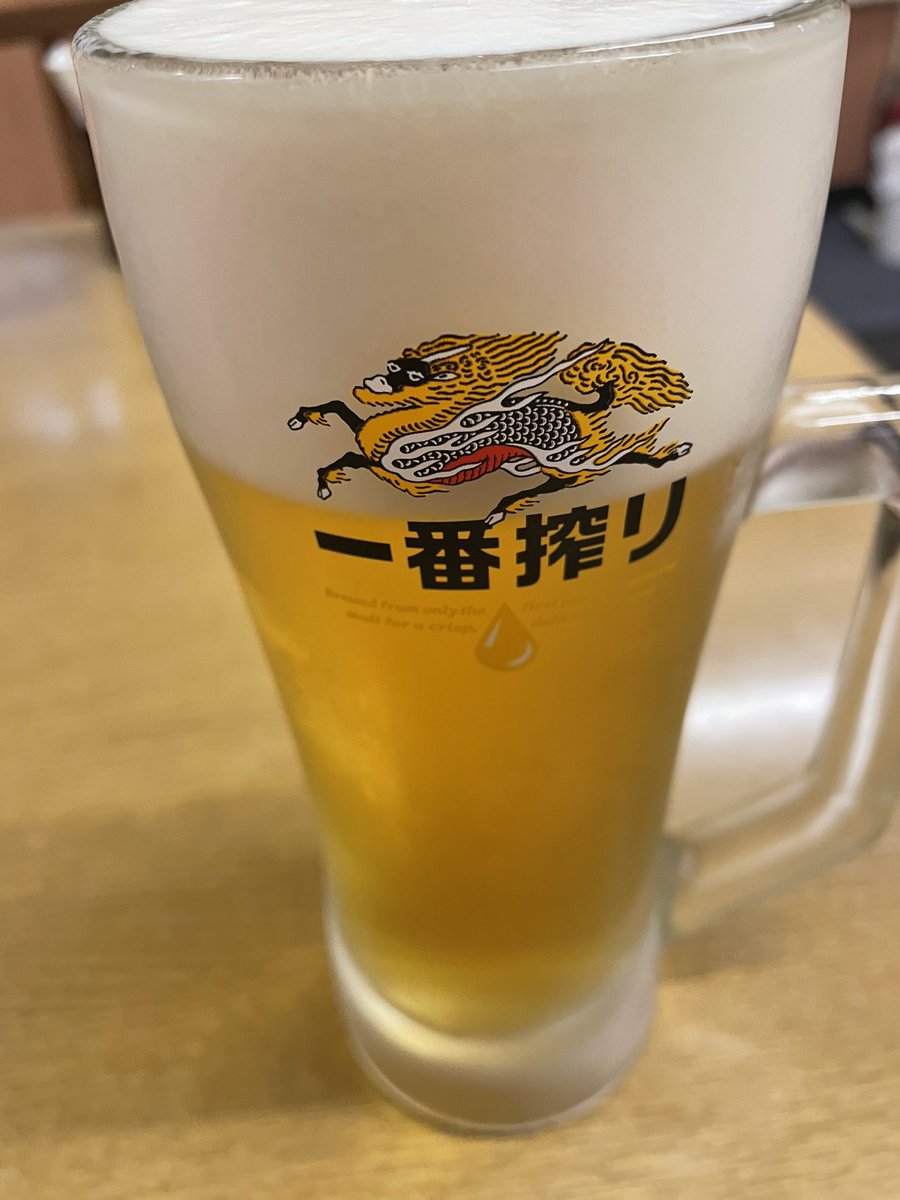 ytm5641's tweet photo. 普通自動二輪、卒検合格しましたー！！！
やったー😭✨✨✨

帰りに日高屋で1人プチ祝い。
胸がいっぱいで、全然飲み食い出来なかった😂
#普通自動二輪
#バイク
#卒検
#お酒好きな人と繋がりたい https://t.co/cfBZuGnYhf