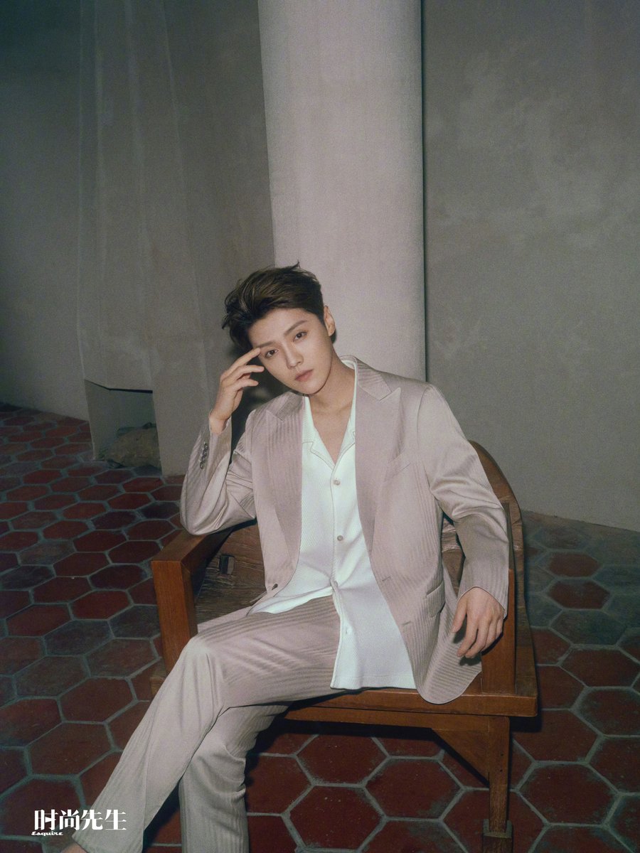 MagzCollection's tweet photo. [CHINA] Lu Han for Esquire China Magazine - June 2023 #magzCO https://t.co/e0gMdiUakR