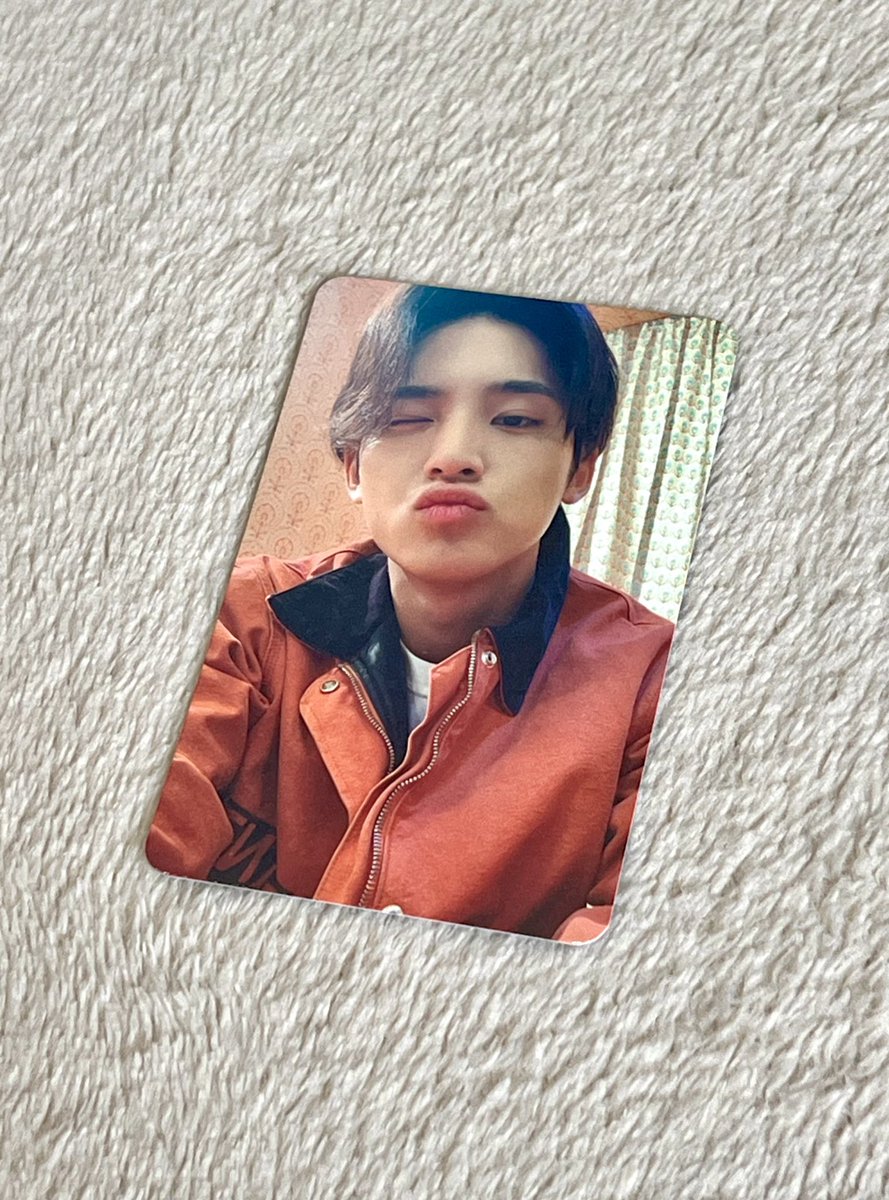 onusmin's tweet photo. another gyu noot noot added to my collection! thank you @beeucarat05 for the very fast transaction and for your generous updates 🤍

 #beeudolnibee https://t.co/A9SGwF1MAP