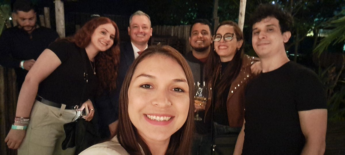 GisetSam's tweet photo. Super feliz de coincidir con tantos proyectos geniales en el Happy Hour de @AlgorandEs
@joseit0_ te extrañamos en esta imagen 🇦🇷🔆 de @CoinExSpanish junto a @hiveblocks_es
#HiveEnLaBitconf #LabitConf23 https://t.co/AFcqxTuM1j