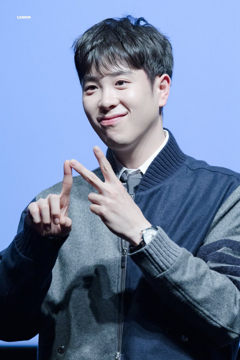 _LEMON_0822's tweet photo. 231108 📷
<뉴 노멀> 무대인사 롯데시네마 
#피오 #표지훈 https://t.co/RWof7ujFXZ