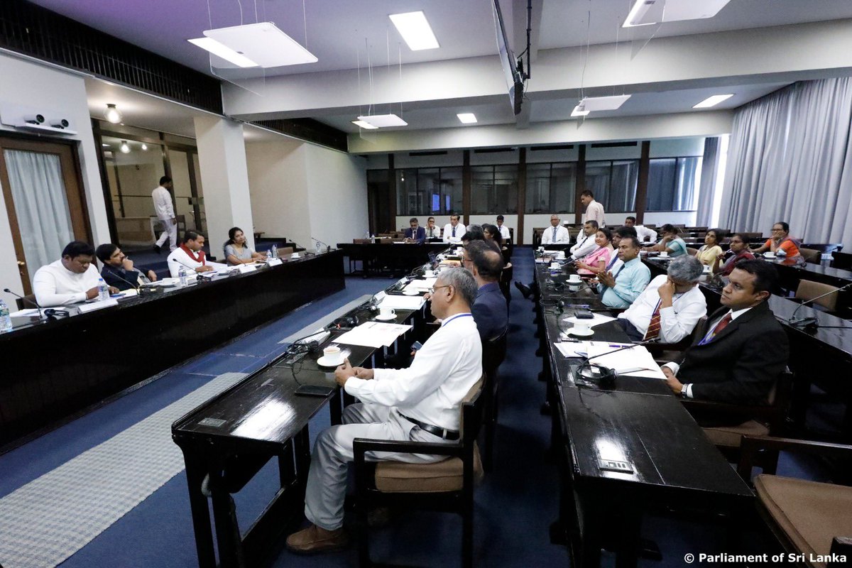 RajapaksaNamal's tweet photo. At the Sub Committee, we discussed the University College for Entrepreneurship at @usjp, launched in September 2023. Goal: boost entrepreneurship at #USJP. Next steps: government decisions on the model and implementation. https://t.co/tW2mGbTVU3