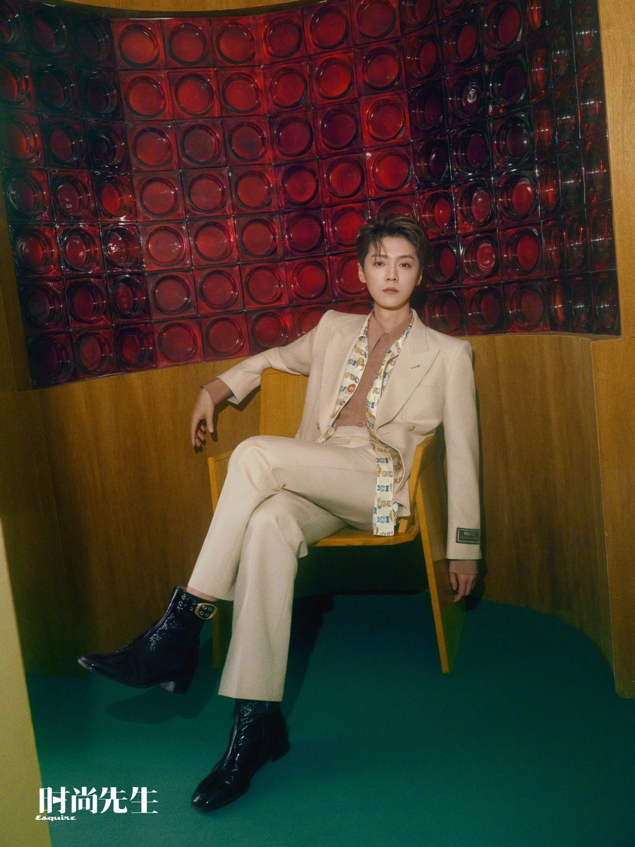 MagzCollection's tweet photo. [CHINA] Lu Han for Esquire China Magazine - June 2023 #magzCO https://t.co/6eaElGXL7s