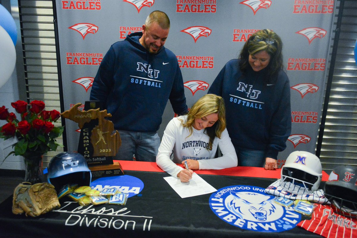 Michigan Bolts - Carson tweet media