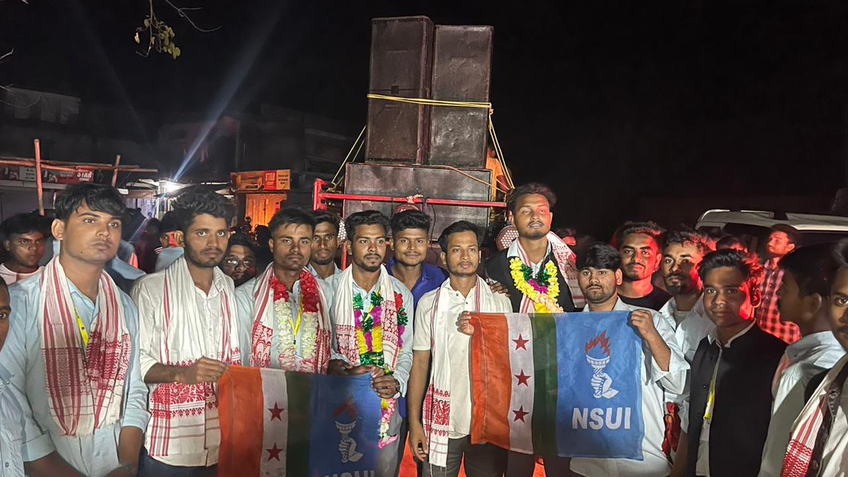 NSUIAssam's tweet photo. অব্যাহত আছে জয়যাত্ৰা ❤️

ধুবুৰী জিলাৰ ৰত্নপীঠ মহাবিদ্যালয়ৰ ছাত্ৰ একতা সভাৰ সাধাৰণ নিৰ্বাচনত উপ-সভাপতি, সাধাৰন সম্পাদককে আদি কৰি বহুতো গুৰুত্বপূৰ্ণ পদত NSUI সমৰ্থিত প্ৰাৰ্থীৰ বৃহৎ জয়লাভ। https://t.co/6b8LfeHjjt