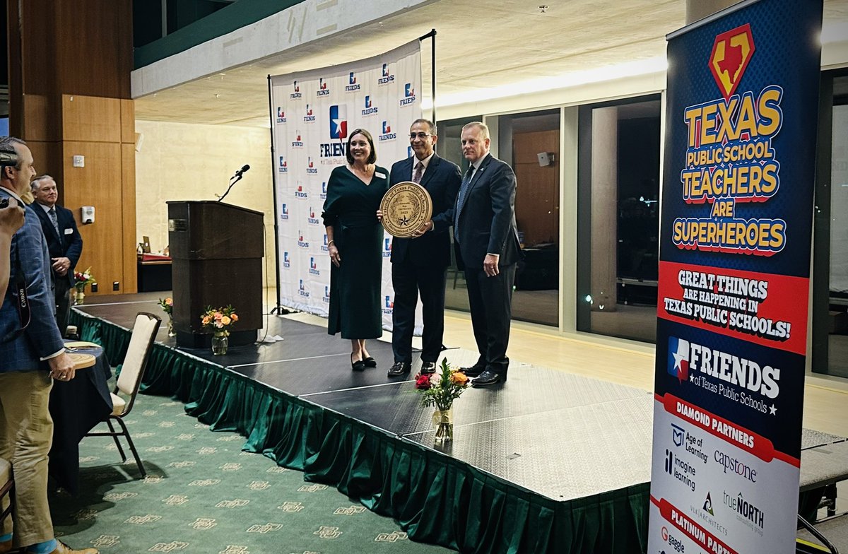 jcostilla's tweet photo. Enjoyed recognizing great leaders and celebrating Texas Public Schools at @FRIENDStxps Gala 2023. #FOTPS @CapstonePub https://t.co/xFCDfQB3E2