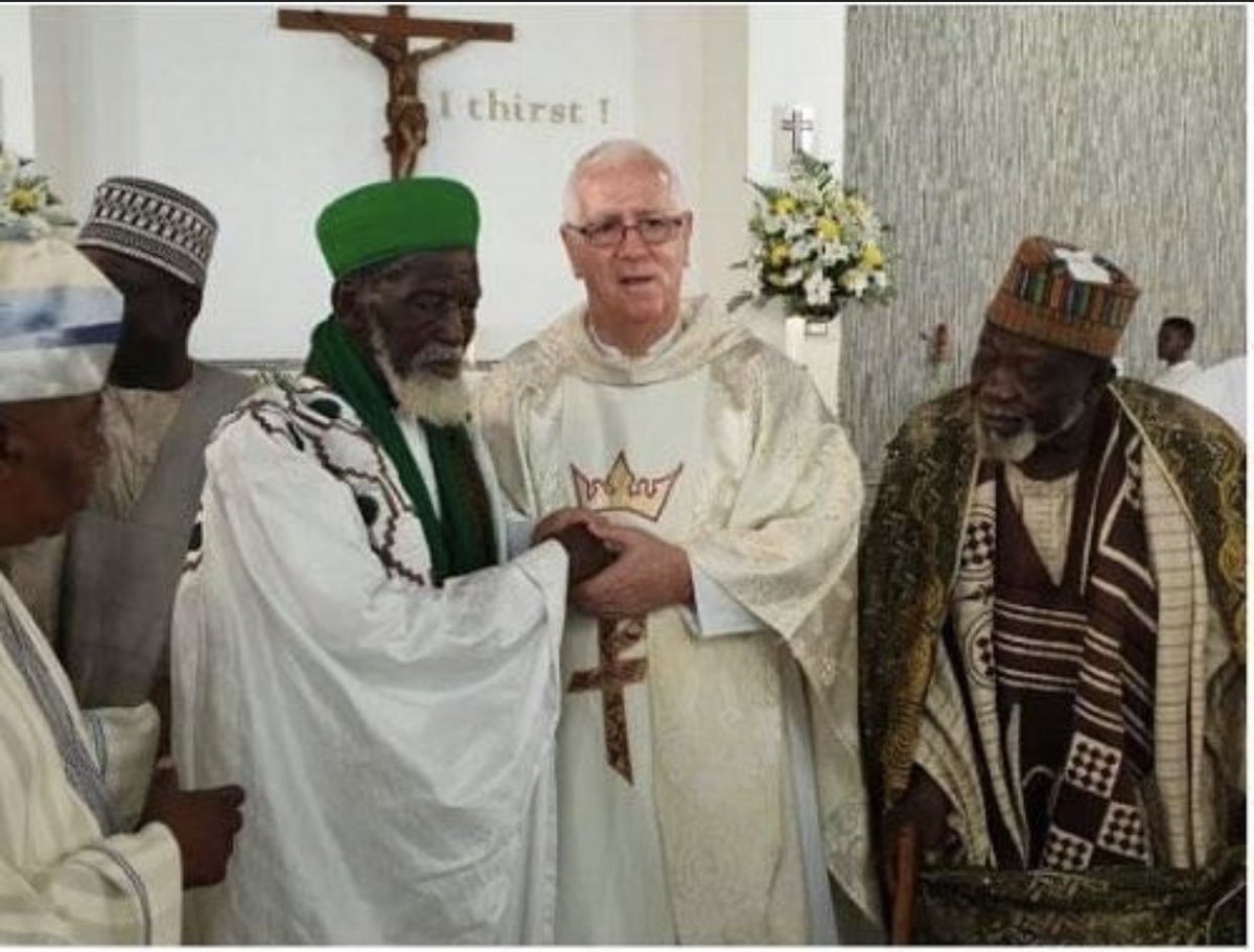 OseiSempremoo's tweet photo. @Omonagod001 @KokuAnyidoho This is Christ the King Catholic Church https://t.co/buZyJn9bpy
