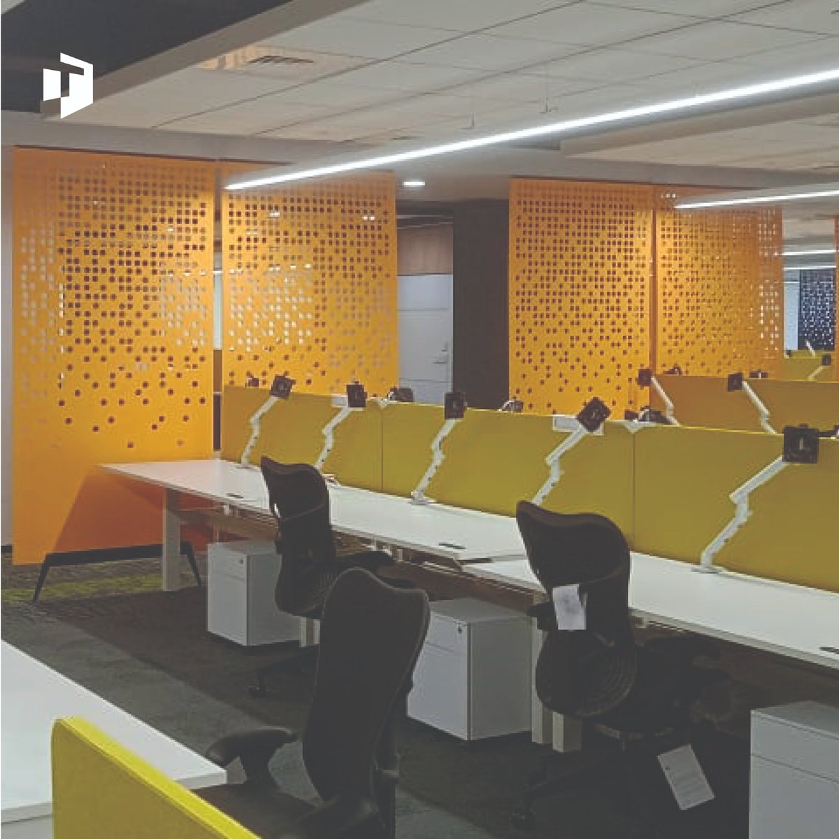 tranquilglobal's tweet image. One more #project is officially wrapped up successfully!👏
📌For this project, we have collaborated with Anj Turnkey for #Mercedes, Pune project wherein Raj consultant helped us elevate Mercedes’ space with our best-selling product #ECOCORE Panels.
#projectcompletion  #wallpanels