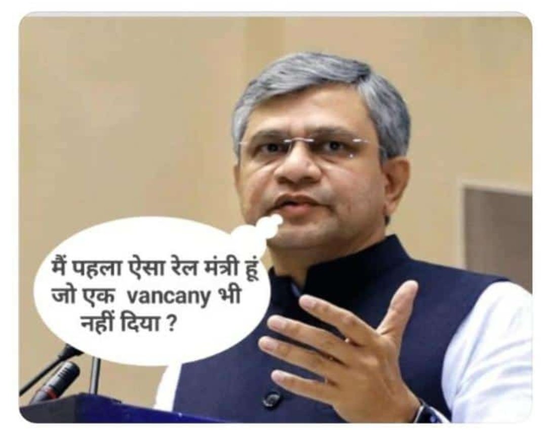 UTTAM3655's tweet photo. एक बेजगार युवा का दर्द आप क्या समझोगे अश्वनी बाबू ,वो अपना आधा जीवन झोंक दे रहा है आपके Vacancy के इंतजार में 🥹🥹
@RailMinIndia
@NEYU4INDIA
@PMOIndia
@AshwiniVaishnaw
 #Railway_New_Vacancy https://t.co/vitmFbc9oe