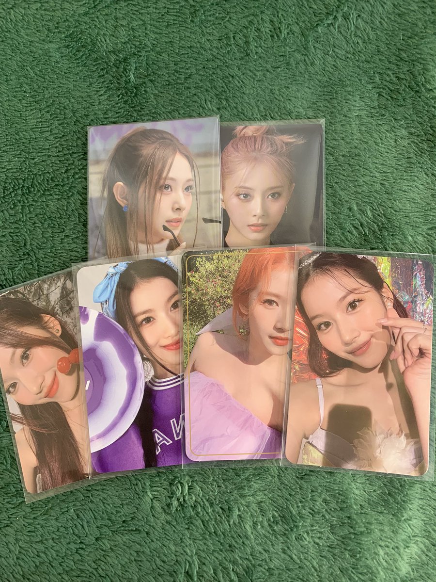 satzucart's tweet photo. 🎀 #judymails

sana and tzuyu pcs is here! thank you so much @beasty26_ for smooth transaction, cute freebies, and packing it safely!! 🩷 https://t.co/PxELElmkPV