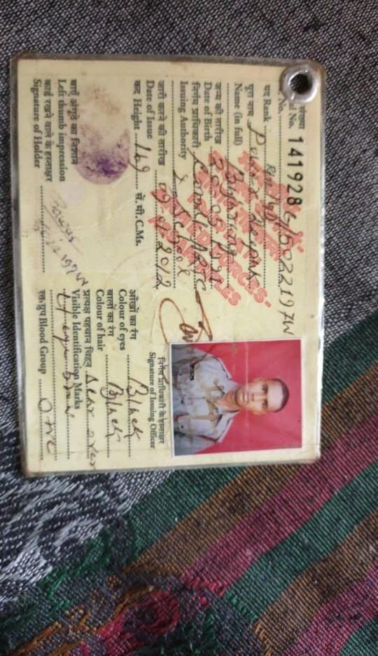 i_m_leon's tweet photo. #newfraud #alert I have posted my house for rent on magic bricks, I got call from a person pretending to be working in @CISFHQrs at airport and also given me proof for the same. And asked to enter details in GPay to received advance deposit amount for rent. @CyberGujarat https://t.co/tMJ3e0gDKG