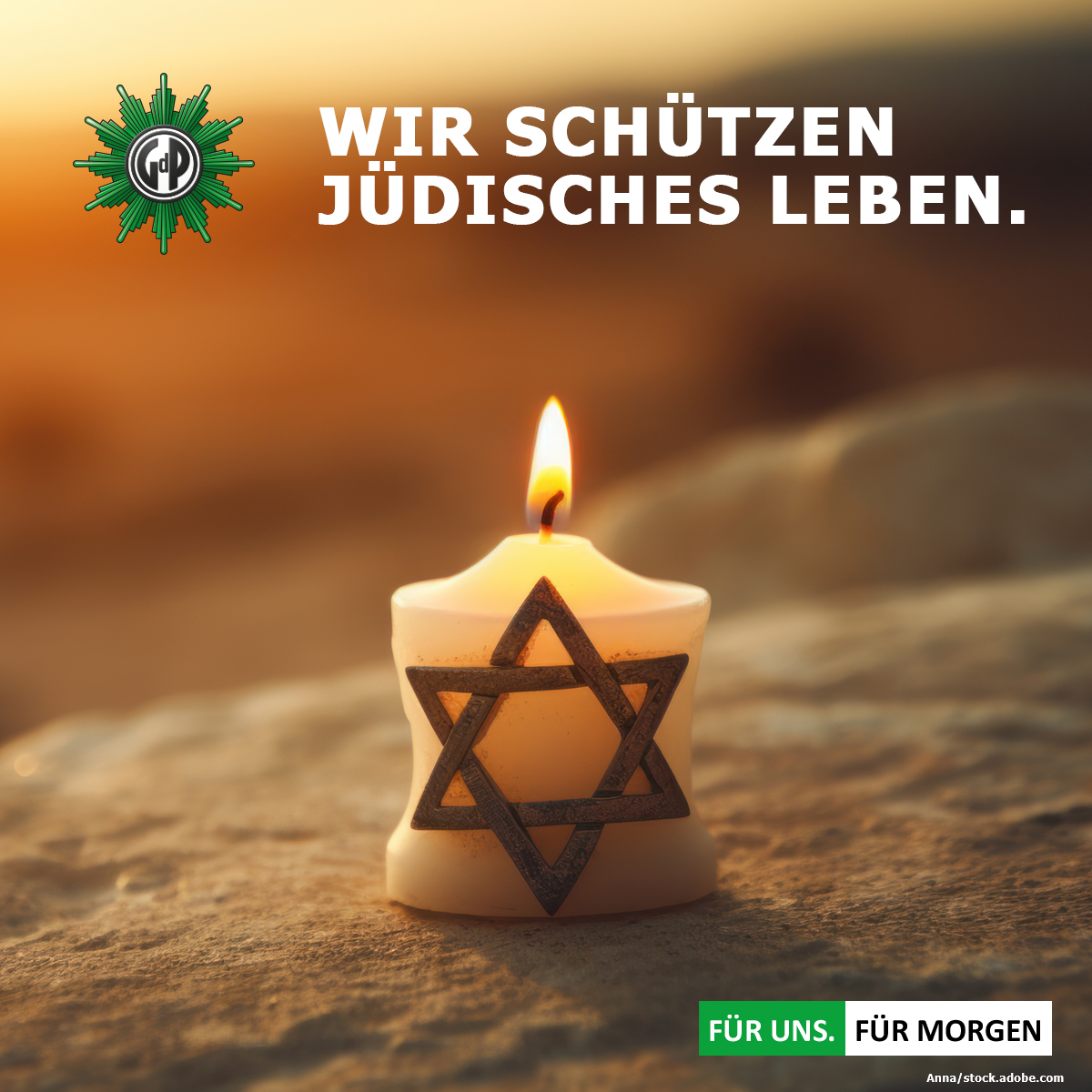 GdPPresse's tweet photo. Nie wieder ist jetzt! #GdP Erklärung: Wir schützen jüdisches Leben! Mitglieder des Bundesvorstandes der #Gewerkschaft der #Polizei gedenken heute der Opfer der Pogrome. https://t.co/E4atNaUVLc #9november #erinnerung #mahnung https://t.co/6L2NBvsEBc