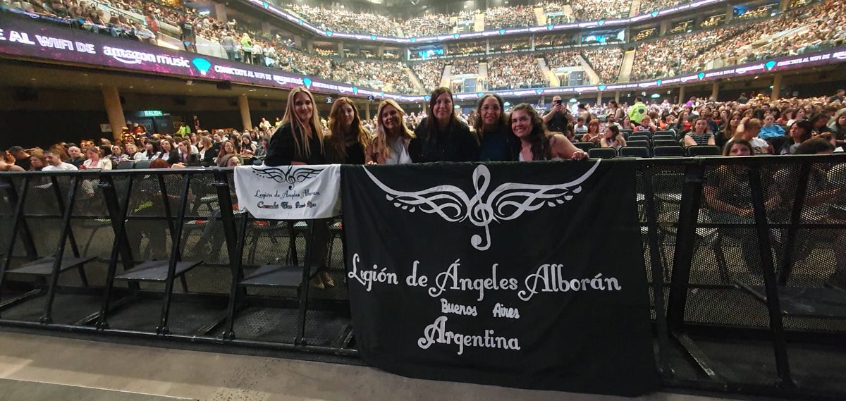 LegionBsAs's tweet photo. @legionalbousa @legionalboranbr y legión Argentina esperándote y siguiéndote siempre @pabloalboran https://t.co/GIhy1WoyDX
