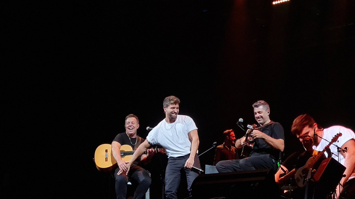 LegionBsAs's tweet photo. La felicidad es contagiosa!!! Y nos contagiaste tu felicidad @pabloalboran https://t.co/2QyTAcKKan